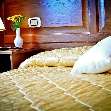 Hotel Relais Cavour Řím Pokoj fotografie